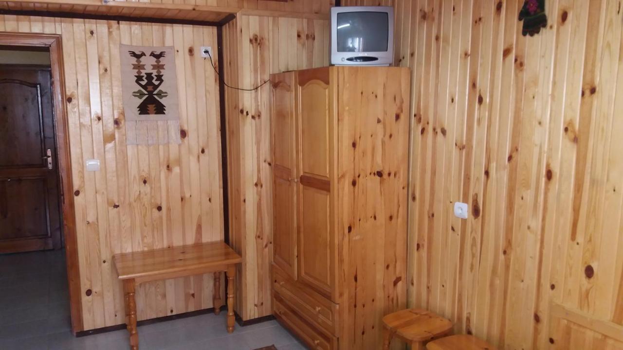 Ваканционно Селище Ива Sarnitsa Exterior foto