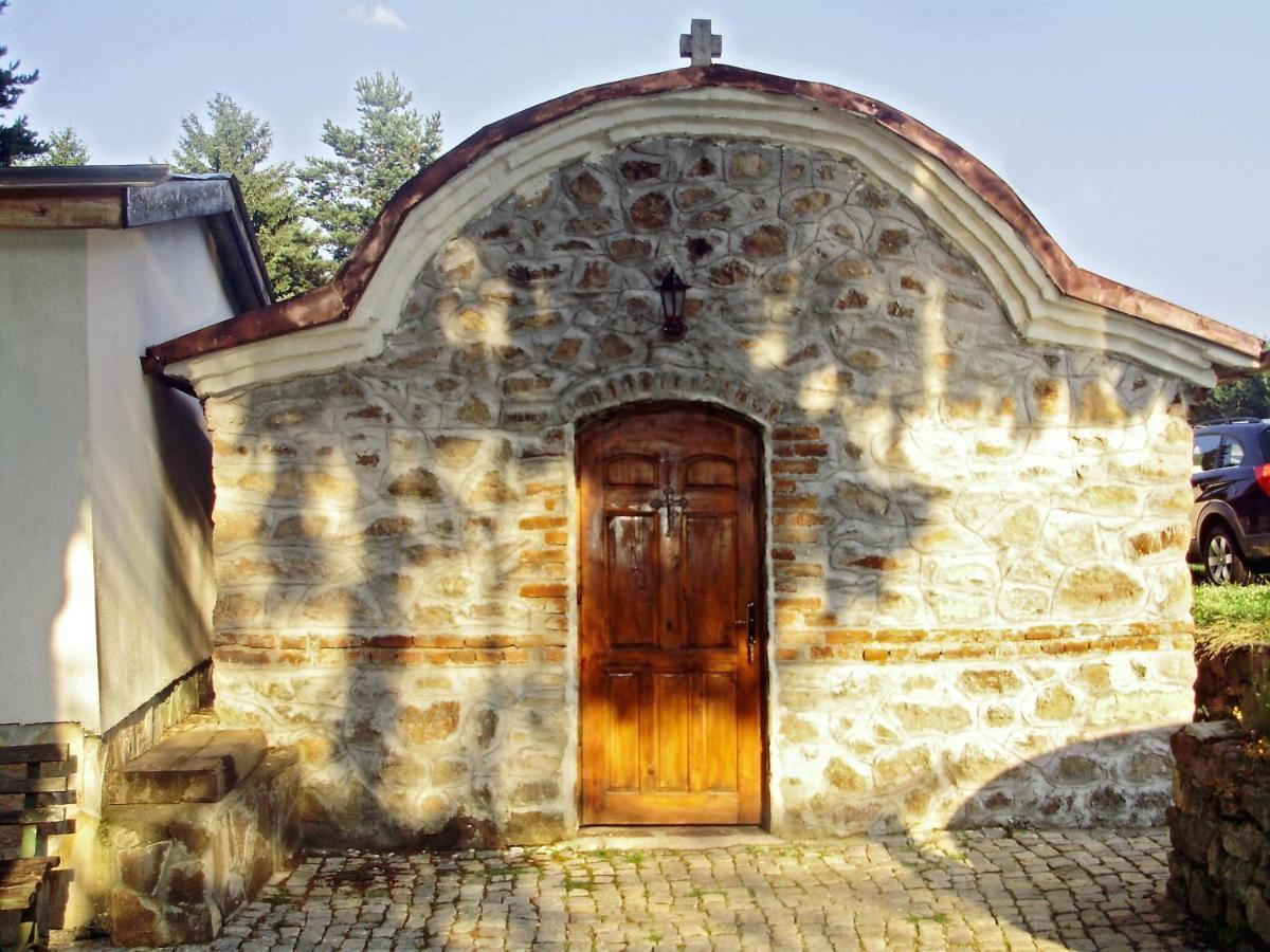Ваканционно Селище Ива Sarnitsa Exterior foto
