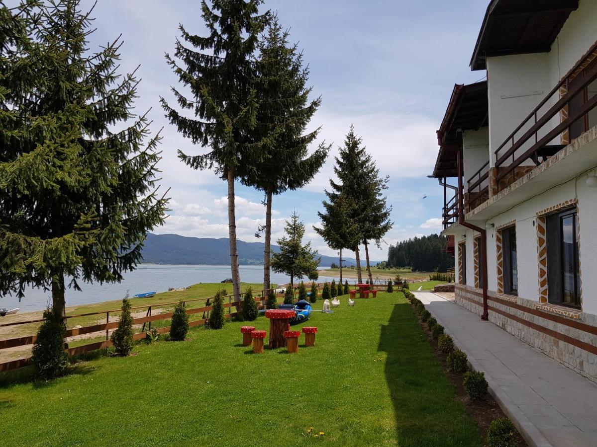 Ваканционно Селище Ива Sarnitsa Exterior foto